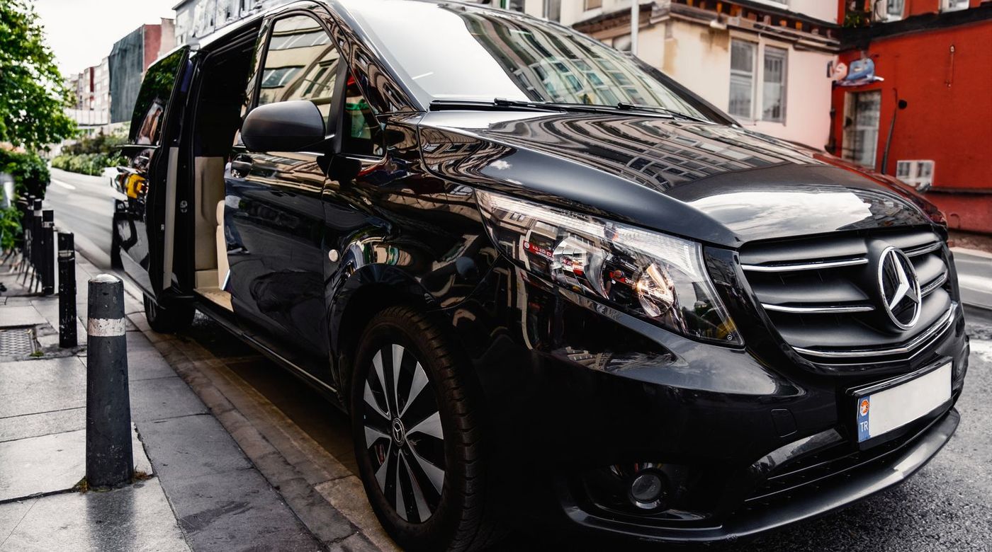 NR Transport minivan